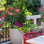 Apartment San Barnaba Palace R&r Venice