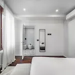 San Barnaba Palace R&r