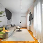 San Barnaba Palace R&r Apartment *