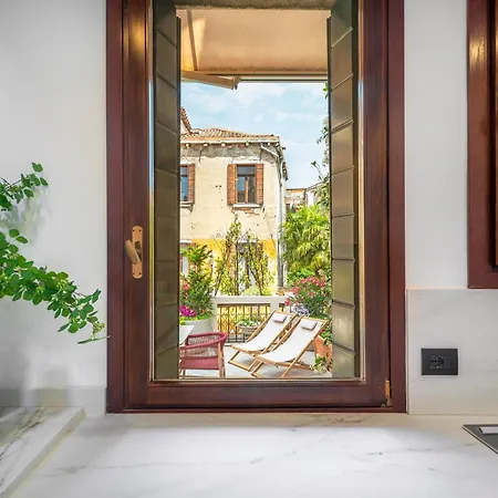 Apartmán San Barnaba Palace R&r