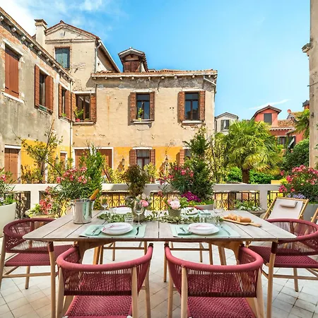 Apartmán San Barnaba Palace R&r