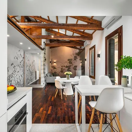 San Barnaba Palace R&r *