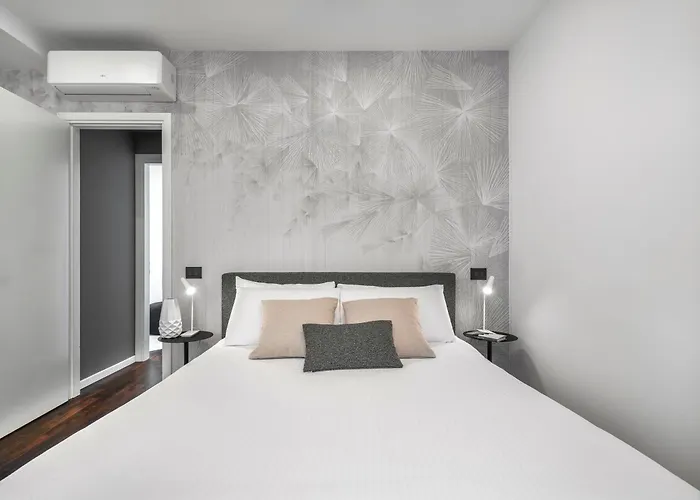 San Barnaba Palace R&r *