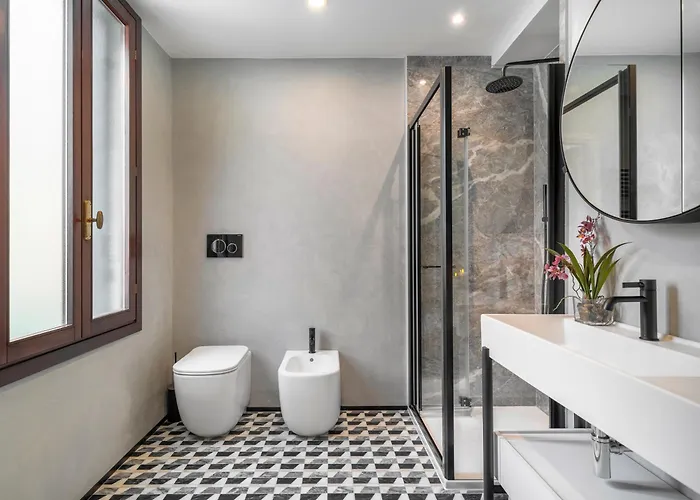 San Barnaba Palace R&r *