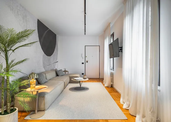 San Barnaba Palace R&r Apartament *