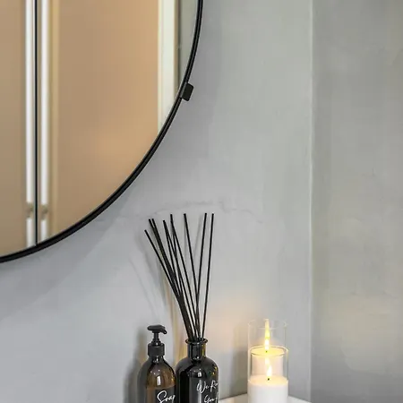 San Barnaba Palace R&r Apartament