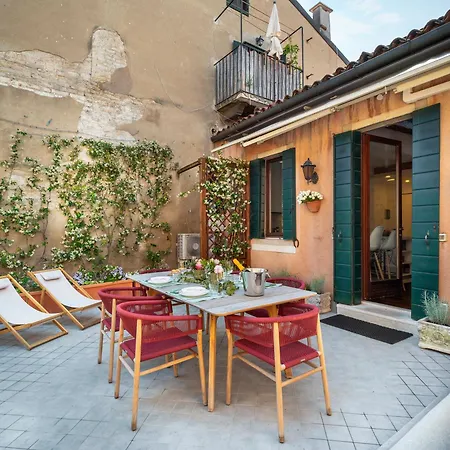 San Barnaba Palace R&r