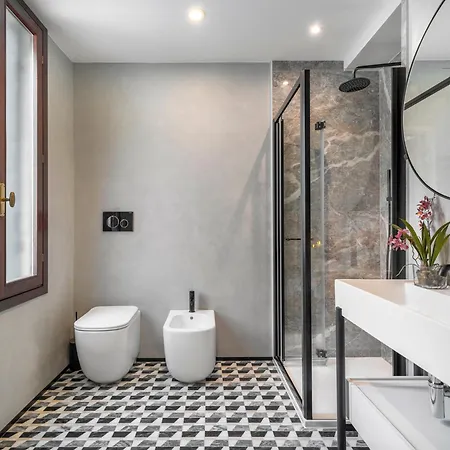 San Barnaba Palace R&r *