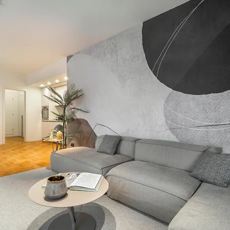 San Barnaba Palace R&r *