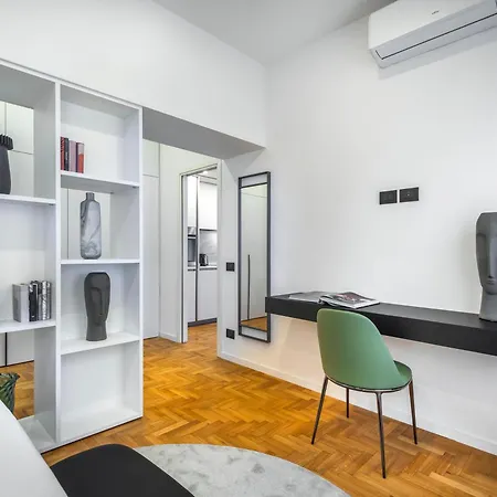 San Barnaba Palace R&r *