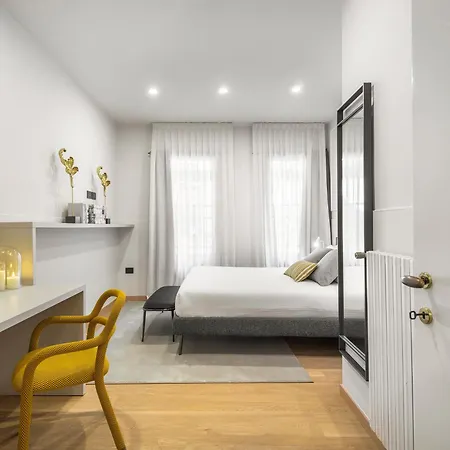 San Barnaba Palace R&r *