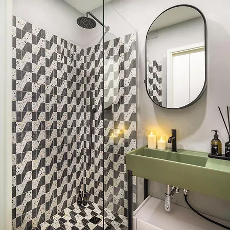 San Barnaba Palace R&r アパート *