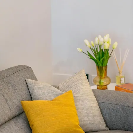 Apartment San Barnaba Palace R&r